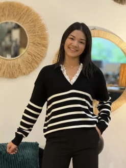 Pull Sylvia*Mademoiselle Marcelle Hot