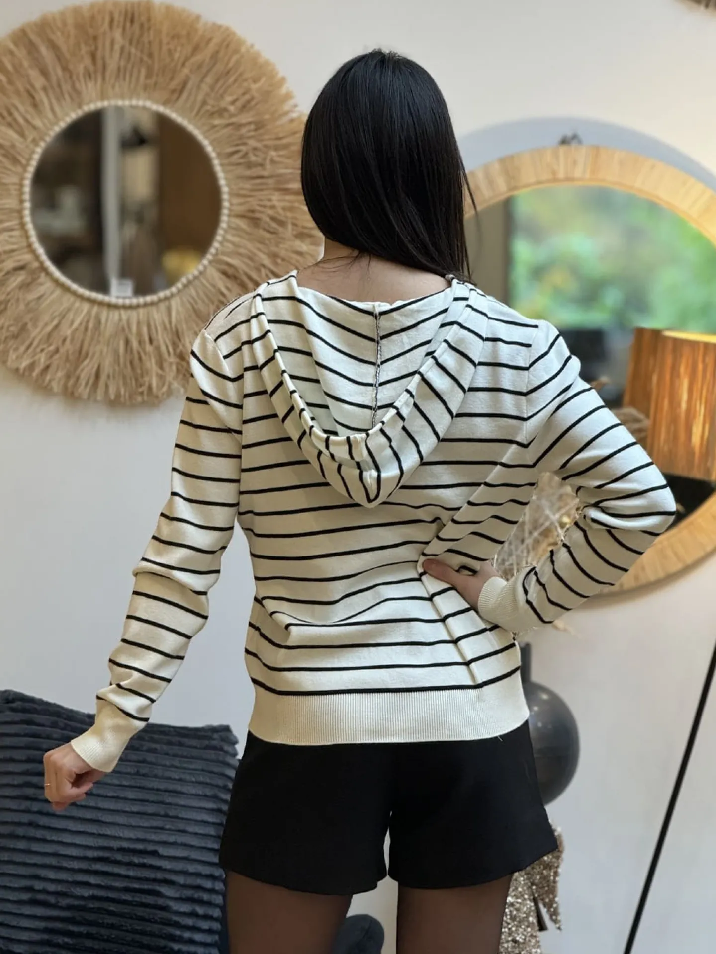 Sweat Doriane*Mademoiselle Marcelle New